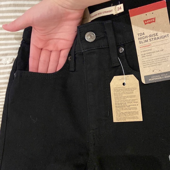 Levi's Women's 724 High Rise Straight Jeans - Picture 10 of 12